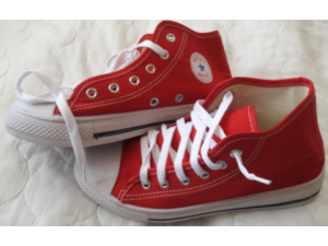 Red Sport Sneaker – Size:38